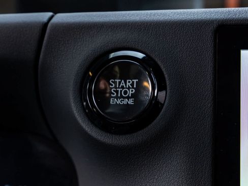 Used 2025 Lexus GX 550 AWD/4WD image 23