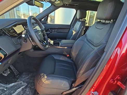 New 2026 Land Rover Range Rover Sport Dynamic SE AWD/4WD image 10