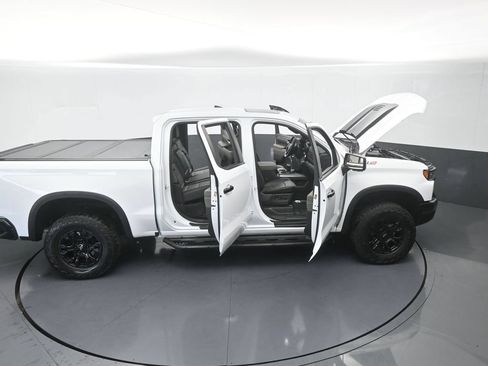 Used 2024 Chevrolet Silverado 1500 ZR2 w/ Technology Package AWD/4WD image 79