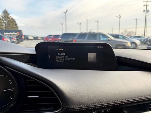 Used 2023 MAZDA MAZDA3 s image 21