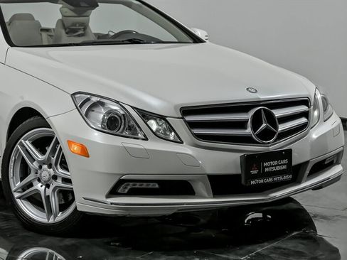 Used 2011 Mercedes-Benz E 350 Cabriolet image 2