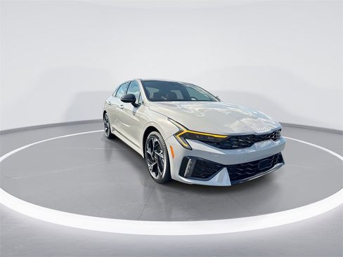 Used 2026 Kia K5 GT-Line image 2