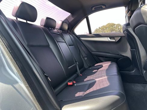 Used 2014 Mercedes-Benz C 250 Sedan image 16