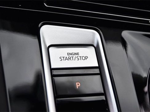 New 2026 Volkswagen Atlas SE image 17