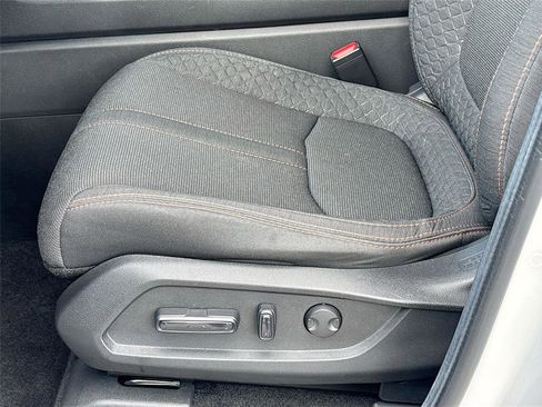 Certified 2025 Honda Pilot Sport image 21