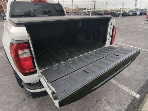 Used 2023 GMC Canyon AT4 w/ AT4 Premium Package image 32