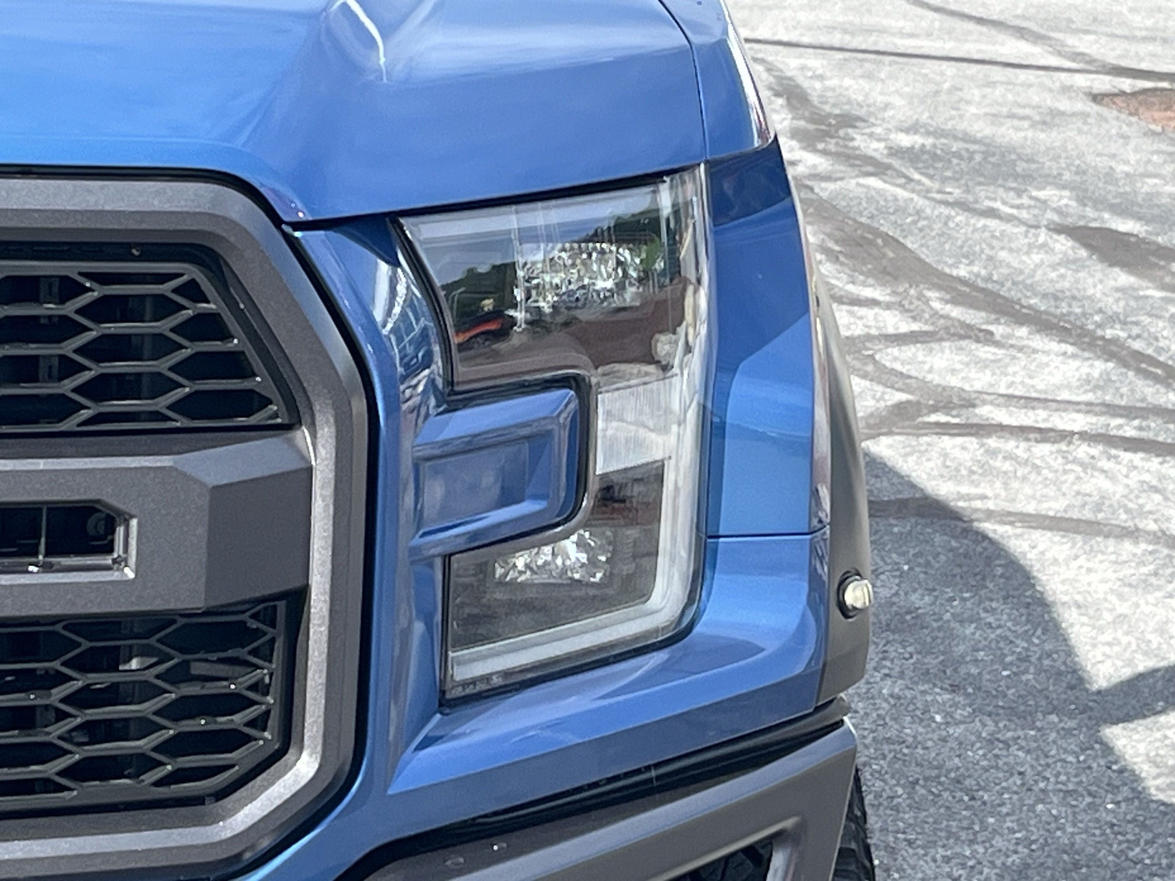 Used 2020 Ford F150 Raptor w/ Equipment Group 802A Luxury AWD/4WD image 12