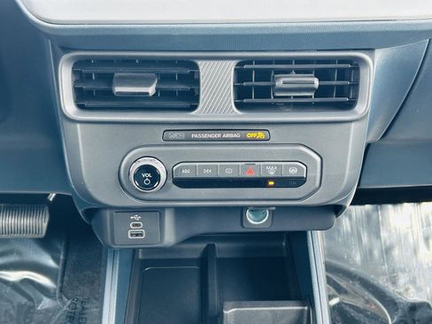 New 2026 Ford Maverick XL AWD/4WD image 17