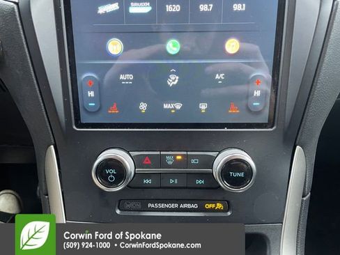 Used 2024 Ford Edge SEL image 31