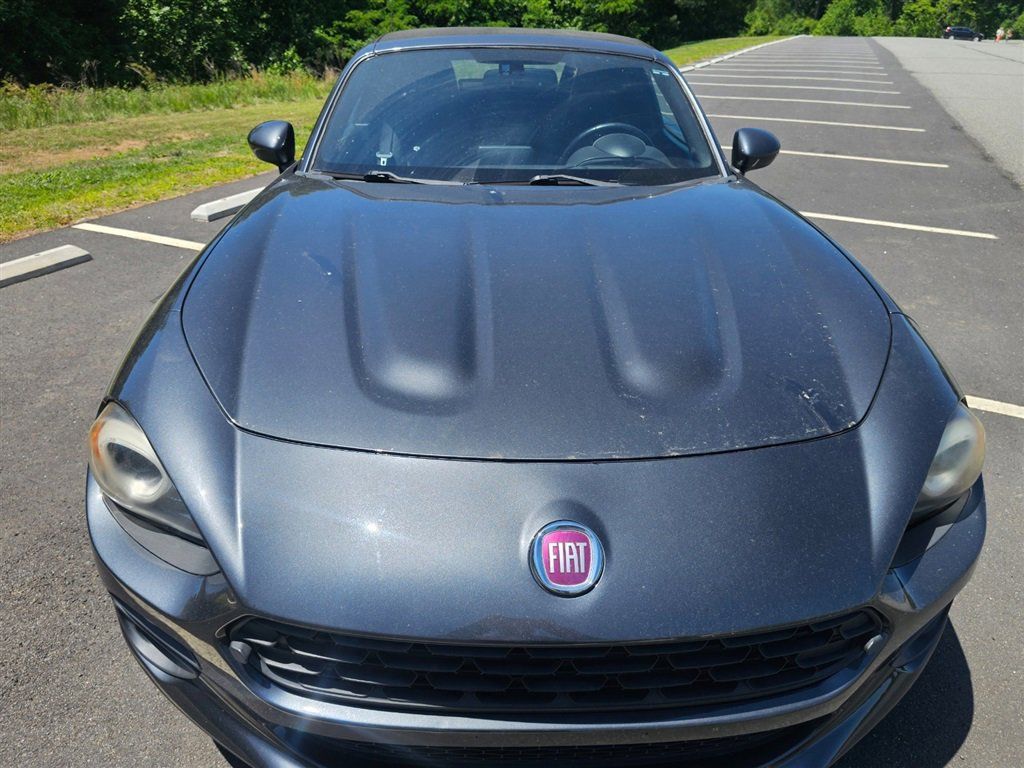 Used 2017 FIAT 124 Spider Lusso RWD image 5