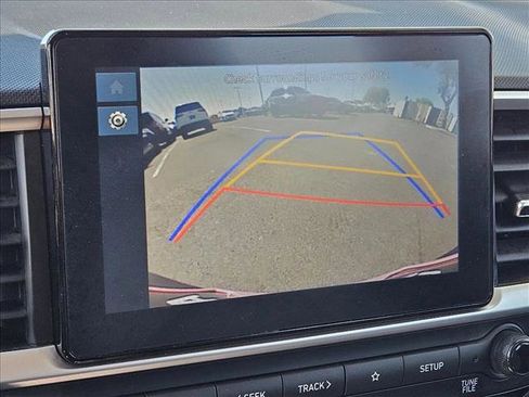 Used 2026 Hyundai Venue SEL FWD image 11