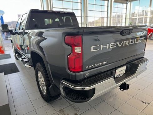 Used 2020 Chevrolet Silverado 2500 LTZ image 44