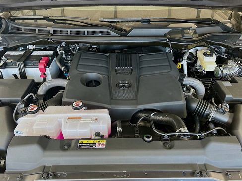 New 2026 Toyota Tundra SR5 image 25