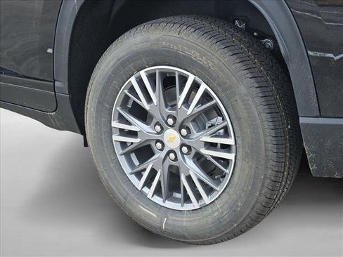 New 2026 Chevrolet Traverse LT w/ Driver Confidence Package image 10