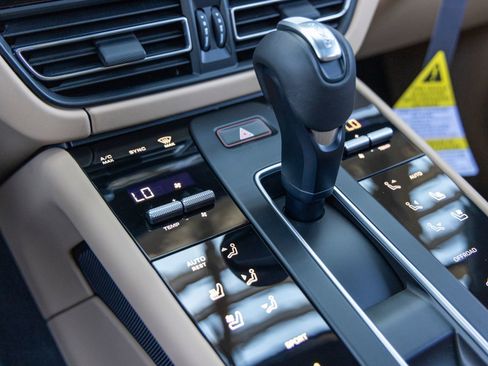 New 2026 Porsche Macan S AWD/4WD image 38