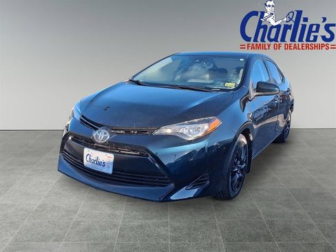 Used 2017 Toyota Corolla image 1