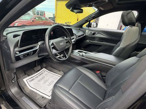 Used 2024 Cadillac Lyriq Tech w/ LPO, Floor Liner Package AWD/4WD image 11