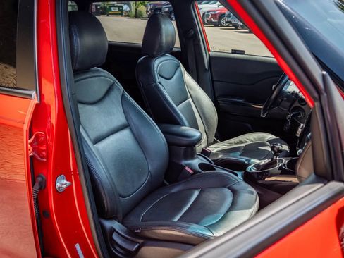 Used 2015 Kia Soul ! w/ Sun & Sound Package FWD image 15