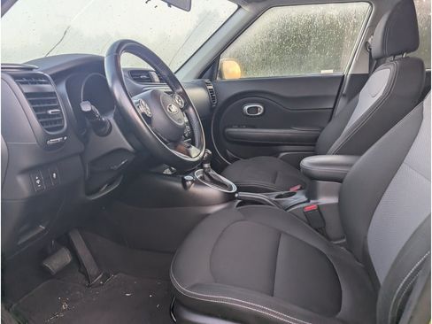 Used 2017 Kia Soul + w/ UVO Package FWD image 10