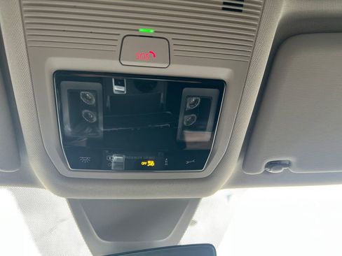 Used 2026 Volkswagen Atlas SE image 29