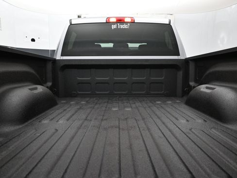 Used 2022 RAM 1500 Tradesman w/ Chrome Plus Package RWD image 7