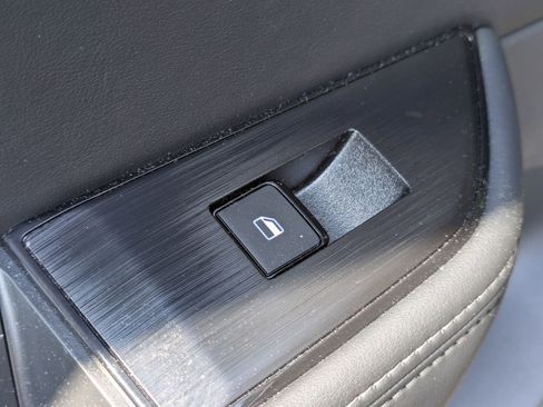 Used 2026 Nissan Rogue SV image 25