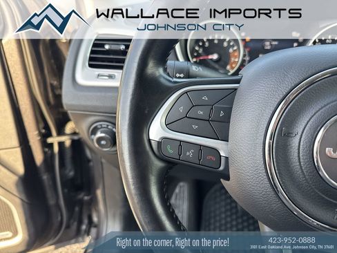 Used 2021 Jeep Compass Latitude w/ Sun and Sound Group image 30