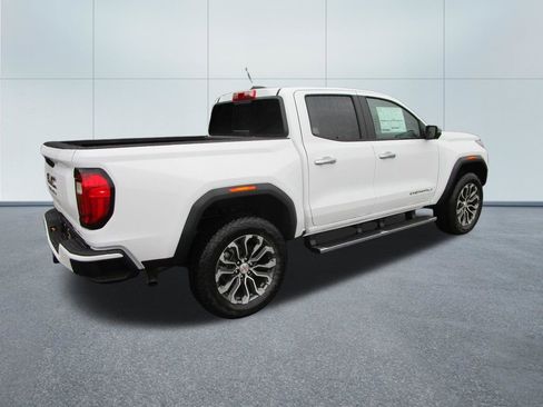 New 2026 GMC Canyon Denali AWD/4WD image 7