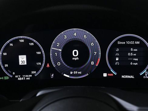 Used 2025 Porsche 911 Carrera w/ Sport Chrono Package image 14