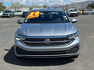 Used 2024 Volkswagen Jetta SE FWD video 2