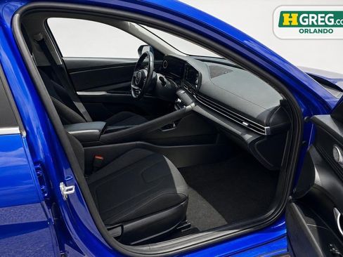 Used 2022 Hyundai Elantra SEL w/ Convenience + Premium Package FWD image 15