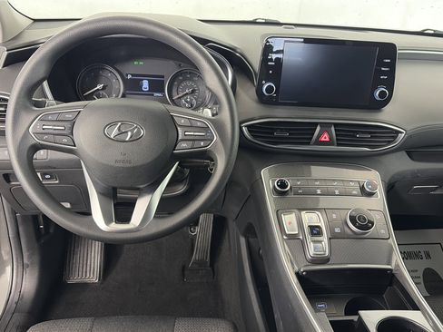 Used 2023 Hyundai Santa Fe SE image 3