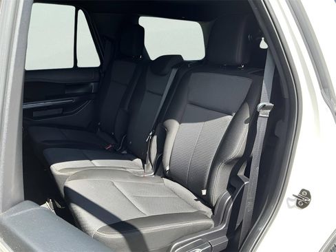 Used 2020 Ford Expedition XLT image 26
