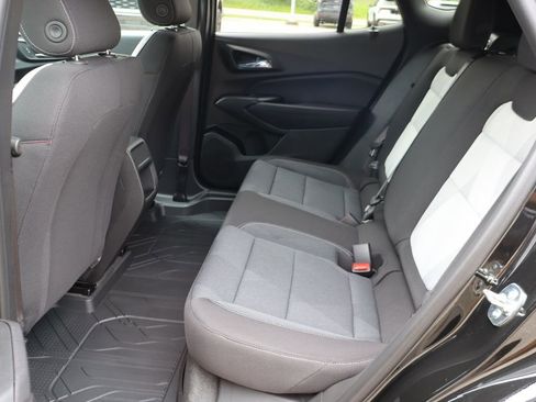 New 2026 Chevrolet Trax RS w/ Sunroof Package FWD image 35
