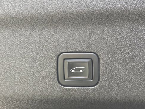 Used 2021 Cadillac Escalade Premium Luxury w/ Driver Assist Tech Package image 14