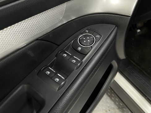 Used 2016 Ford Explorer XLT w/ Equipment Group 202A image 15