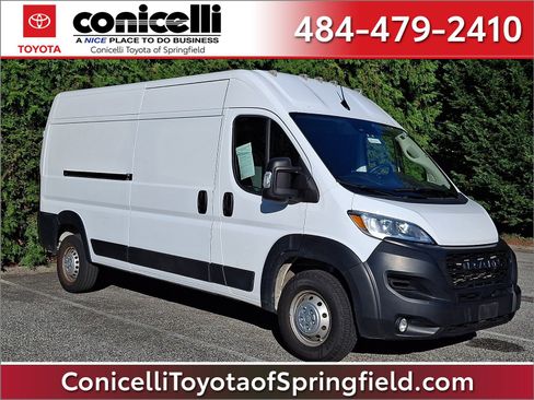 Used 2025 RAM ProMaster 2500 w/ Convenience Group FWD image 1