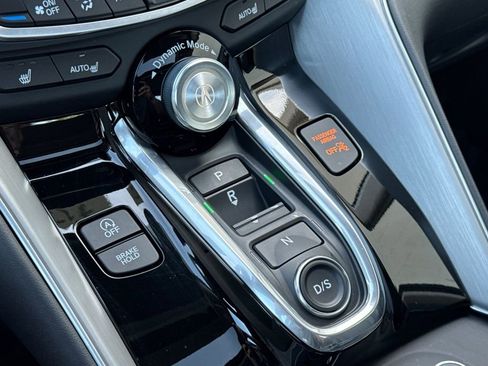 Certified 2025 Acura TLX w/ Technology Package image 27