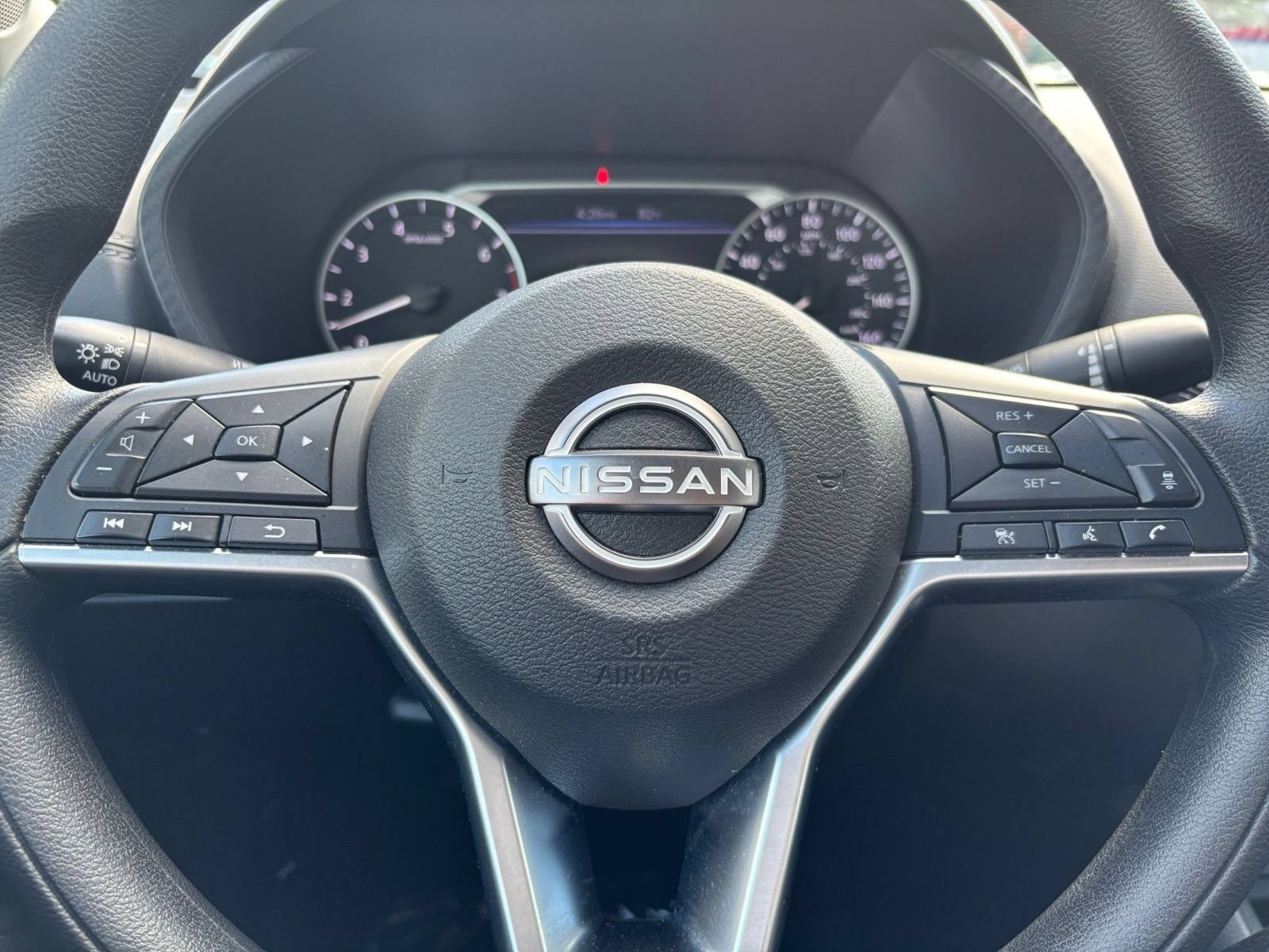 Used 2025 Nissan Sentra SV FWD image 25