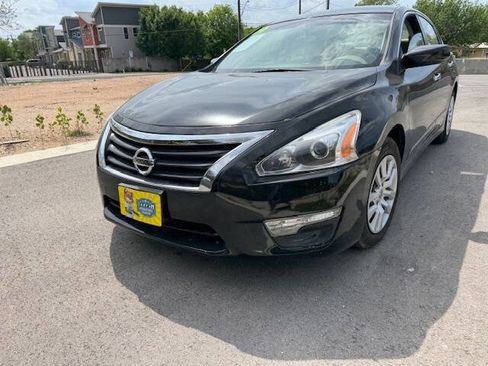 Used 2014 Nissan Altima 2.5 S FWD image 4