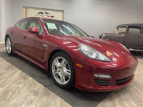 Used 2010 Porsche Panamera S RWD image 8