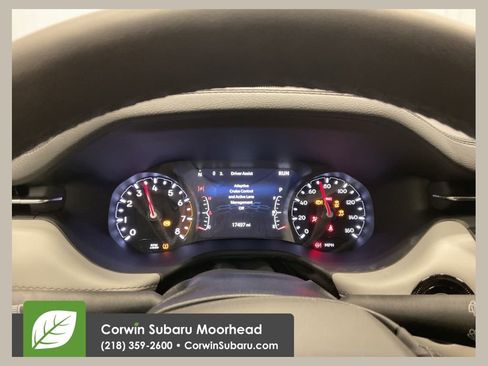 Used 2025 Jeep Compass Limited image 1