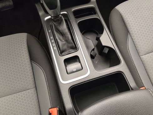 Used 2019 Ford Escape SE FWD image 26