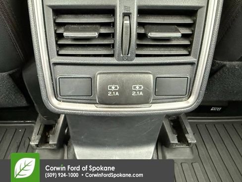 Used 2023 Subaru Forester Limited AWD/4WD image 13