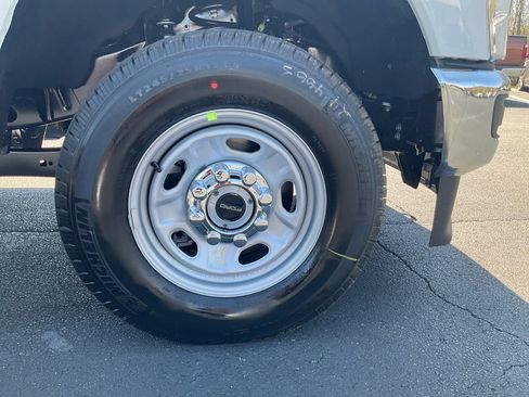 New 2026 Ford F250 XL AWD/4WD image 10