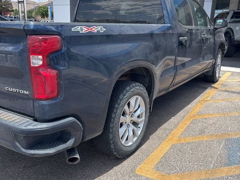 Used 2021 Chevrolet Silverado 1500 Custom AWD/4WD image 5