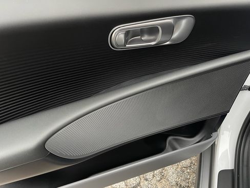 New 2025 Hyundai Ioniq 6 SE image 14