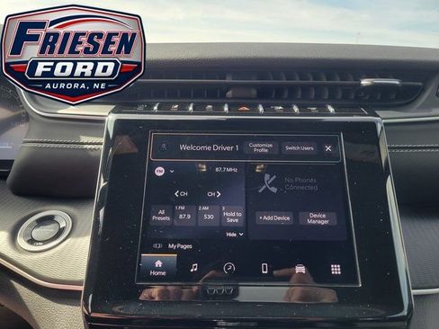 Used 2024 Jeep Grand Cherokee L Laredo AWD/4WD image 19