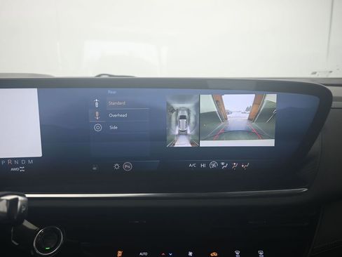 Used 2024 Buick Envision Preferred image 31