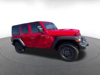 Used 2025 Jeep Wrangler Unlimited Sport AWD/4WD video 2